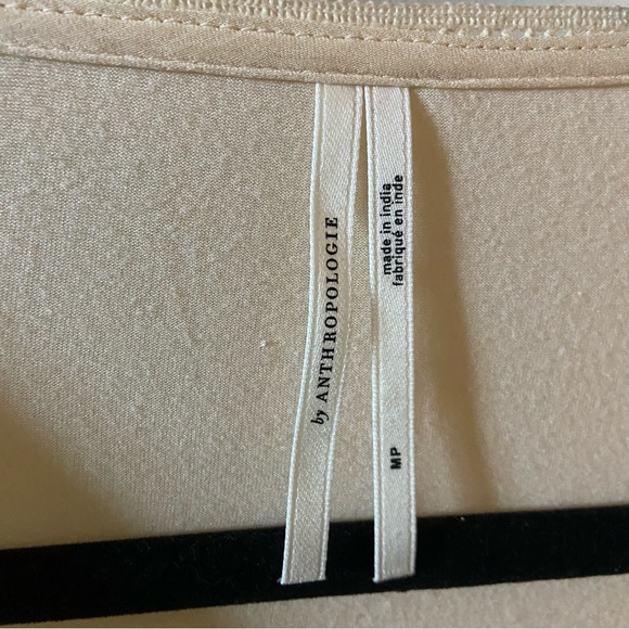 Anthropologie Floral Embroidered button down medium petite - Picture 4 of 9